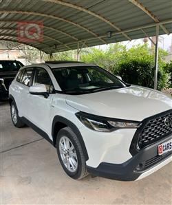 تۆیۆتا کۆرۆلا کرۆس